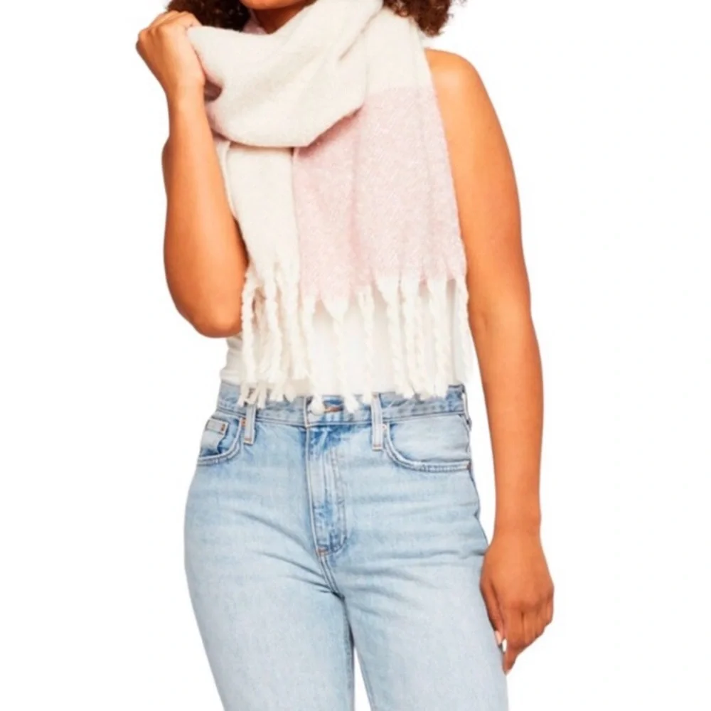 Gentle Fawn Huntington Scarf in Pastel Pink and Cream. New!